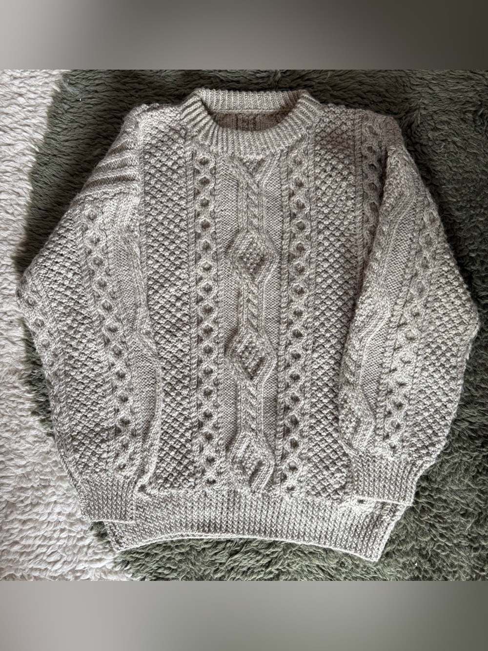 Vintage Handknit New Zealand Wool Aran Cable Knit Men's Sweater Gray Fisherman